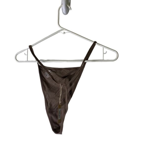 SKIMS NEW‎ 2X Umber T-String Thong Panty - Picture 4 of 4